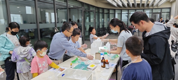 科學火花點亮探索夢想 上海科技大學2025上海科技節活動全景回顧